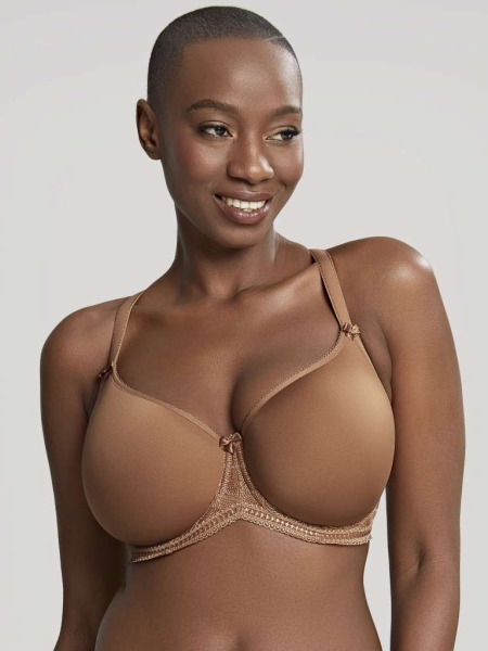 Panache_Cari_Caramel4-Spacer.webp