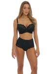 Koronkowy biustonosz full cup na modelce – czarny stanik soft na większy biust