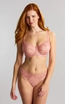 Biustonosz full cup i majtki Panache Amour Rose Pink – modelka w pełnej sylwetce przodem.