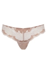 Koronkowe stringi Panache Clara Honey 7259 – widok produktowy na płasko.