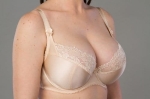 Ewa-Michalak-Biustonosz-BM-Bibi-bezowa-Perla_6.webp